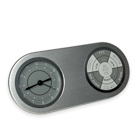 Desk Clock Motivational Magnet Dart Battery Operated Silver Brushed Go For It - Picture 4 of 12